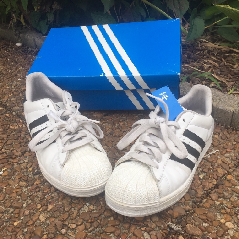 Adidas Classics Mens Shell Toed Size 11 SEE PICS